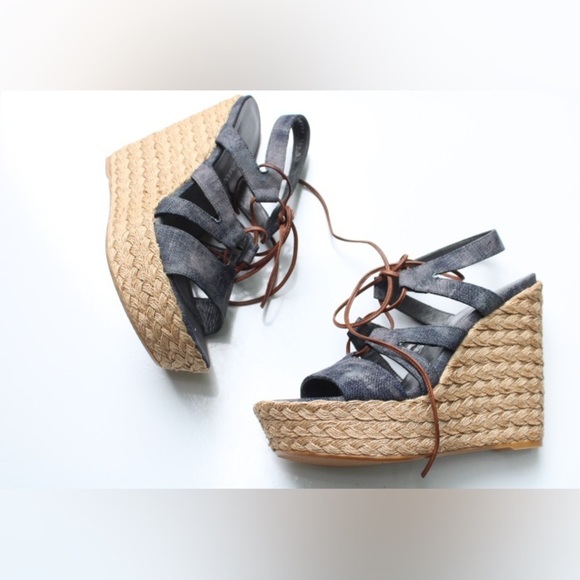 Stuart Weitzman tie girl platform wedges - Picture 1 of 8